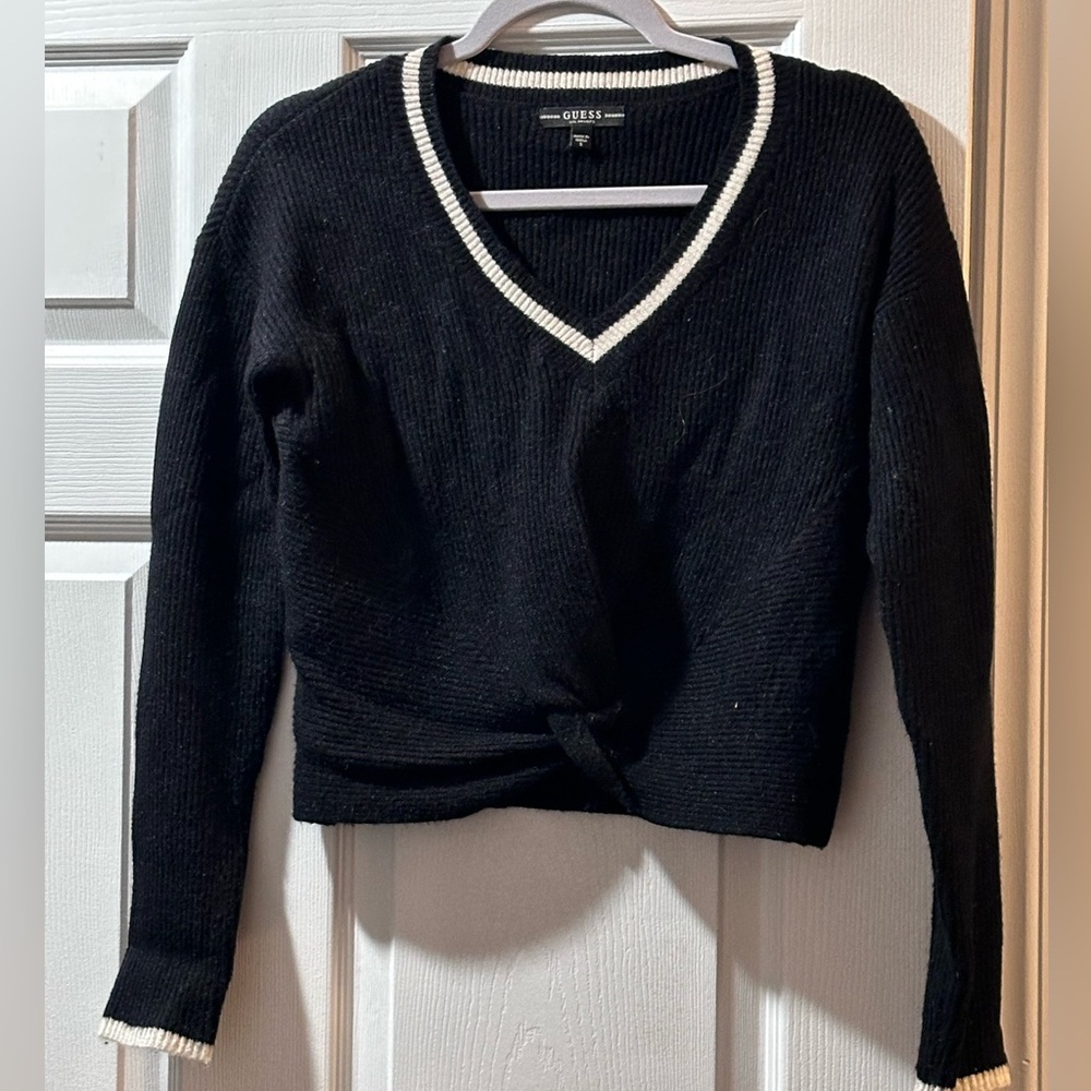 Women’s S GUESS Crop Sweater